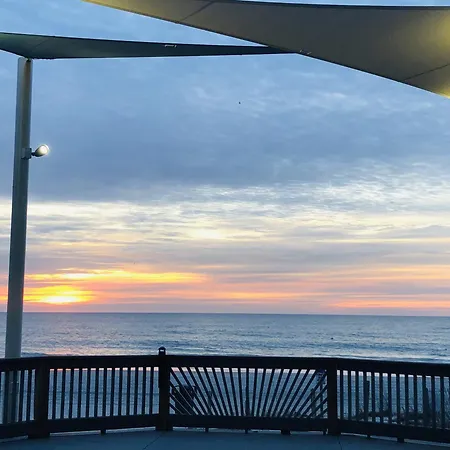 Newly Renovated Ocean Front Condo, Modern Decor, Central Mb, 20Th Floor